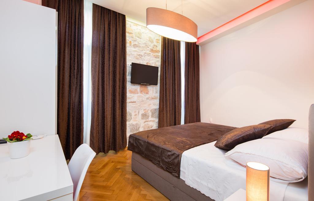 Riva Rooms Split Quarto foto